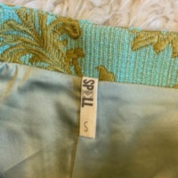 Spell & The Gypsy Collective Anastasia Shorts - Picture 5 of 7